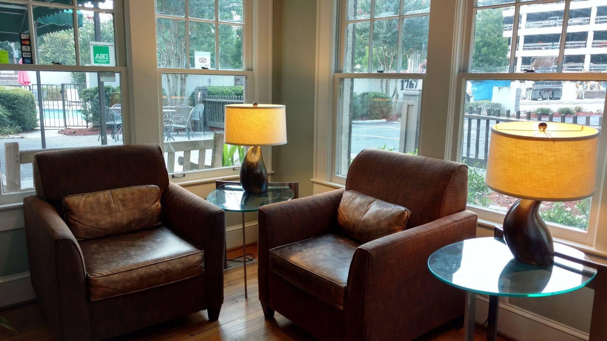 The University Inn At Emory Druid Hills Экстерьер фото